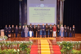 DYMM Sultan Perak Saksikan Pertandingan Pidato Diraja Dan Menulis Esei Sempena Ulang Tahun Hari Keputeraan Sultan Perak Tahun 2016