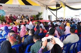 YAB Menteri Besar Rasmi Pecah Tanah Projek Pembangunan SMTDR Daerah Kinta