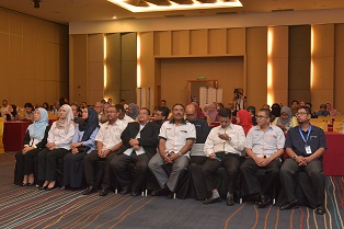 Antara tetamu yang hadir ke Majlis Penutup Program Road To Export di Hotel Casuarina@Meru