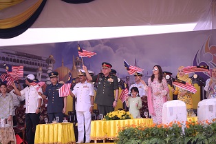 DYMM Paduka Seri Sultan Perak, Sultan Nazrin Muizzuddin Shah Berangkat Ke Sambutan Hari Kebangsaan 2019 Di Dataran Warisan
