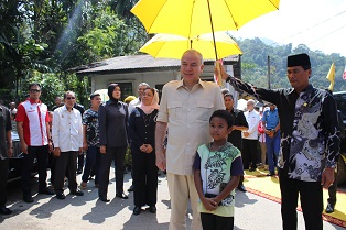 DYMM Paduka Seri Sultan Perak, Sultan Nazrin Muizzuddin Shah Berkenan Rasmi Sistem Rawatan Air SafeWhere Batang Padang