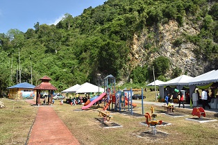 Taman Awam Gua Tok Giring Sedia Fasiliti Untuk Penduduk Setempat 