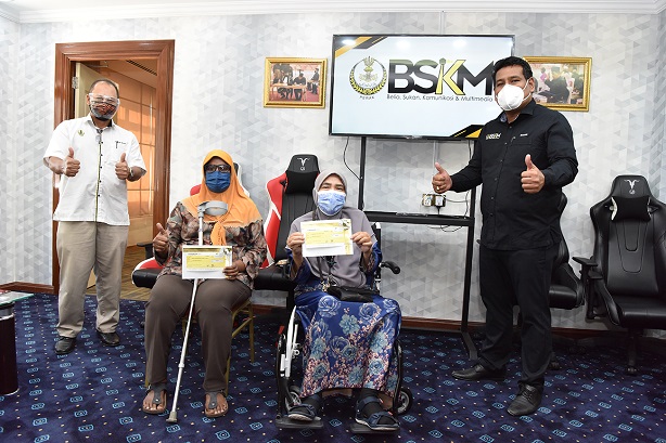 Sesi Penyerahan Cek Bantuan Sumbangan Kebajikan Bekas Atlet Negeri Perak. : 3 Ogos 2021