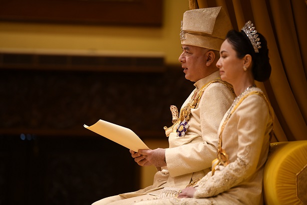 DYMM Paduka Seri Sultan Perak Titah Institusi Istana Perlu Jadi Penimbang Tara, Tidak Memihak Parti Politik : 4 Mac 2023.