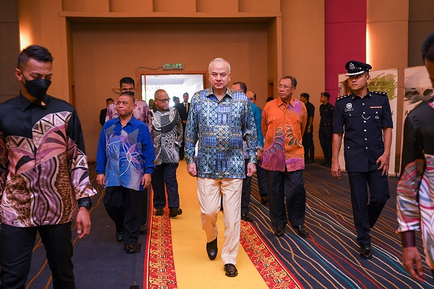 HRH Sultan Of Perak Graces Certificate Presentation Ceremony Of Pulau Sembilan Conservation Day Programme 2023: 7 November 2023