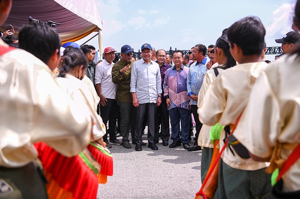 Prime Minister Announces Additional Allocation For East-West Highway: 24 August 2023