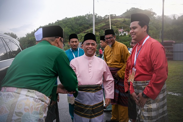 HH Raja Muda Of Perak Graces Hulu Perak District Breaking Fast Ceremony: 1 April 2024